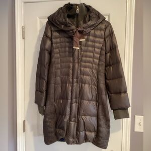 T-Tahari Down Puffer Quilted Packable Coat M